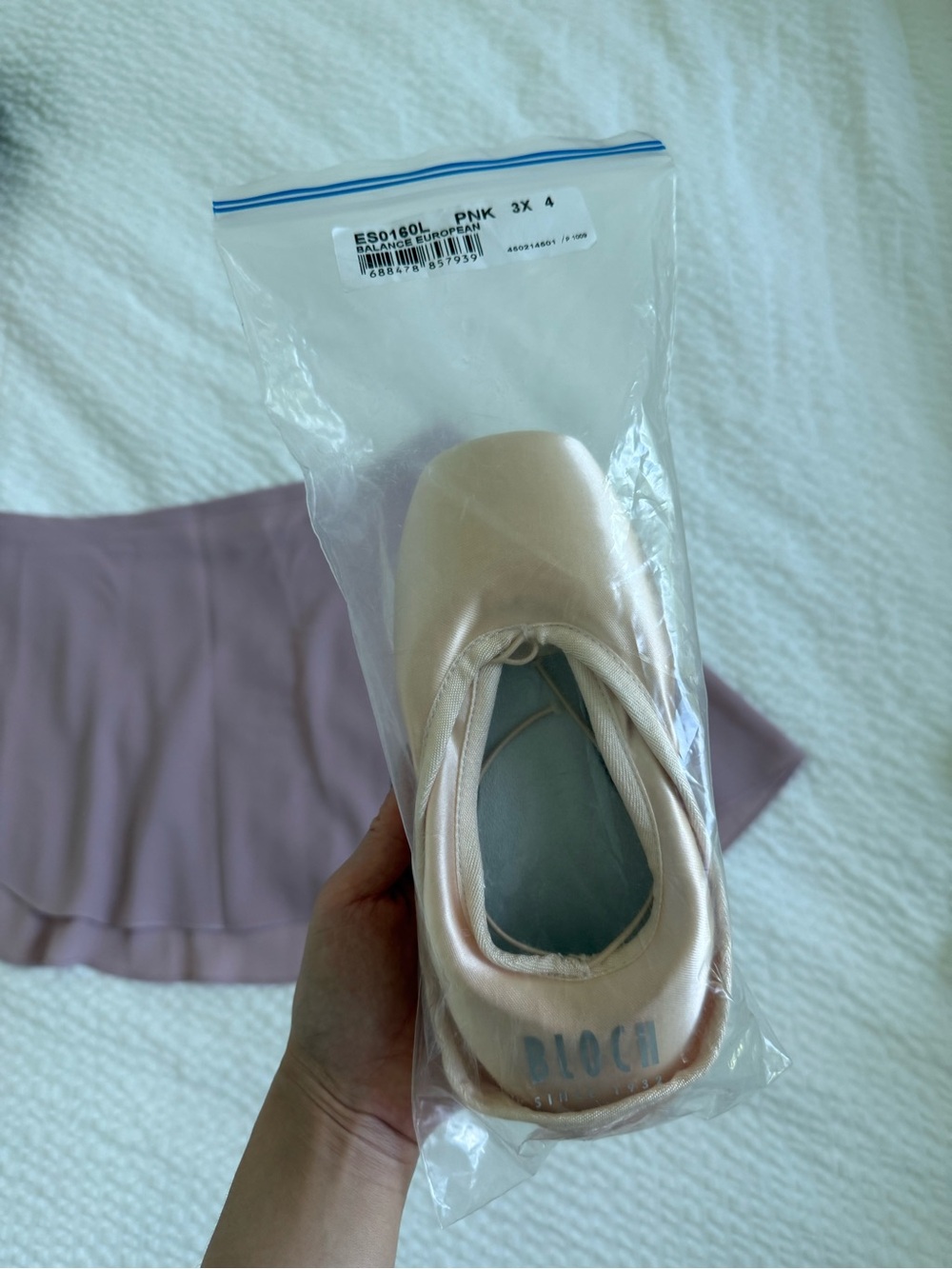 Bloch European Balance Pointe Shoe 4 XXX